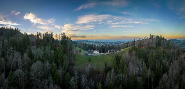 Gasthaus Fuchsacker Degersheim ภายนอก รูปภาพ