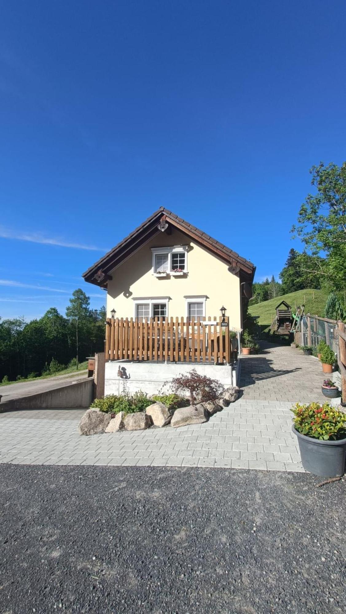 Gasthaus Fuchsacker Degersheim ภายนอก รูปภาพ
