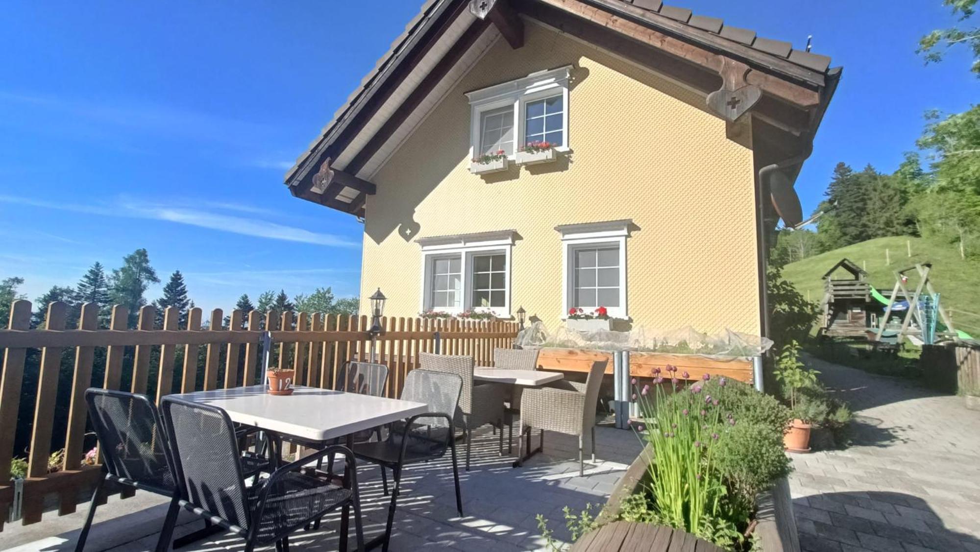 Gasthaus Fuchsacker Degersheim ภายนอก รูปภาพ
